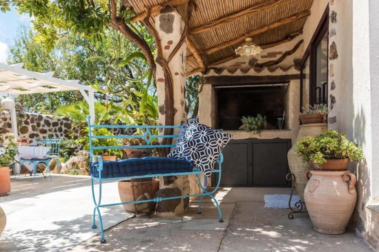 Villa Con Immenso Giardino أروسييْ المظهر الخارجي الصورة