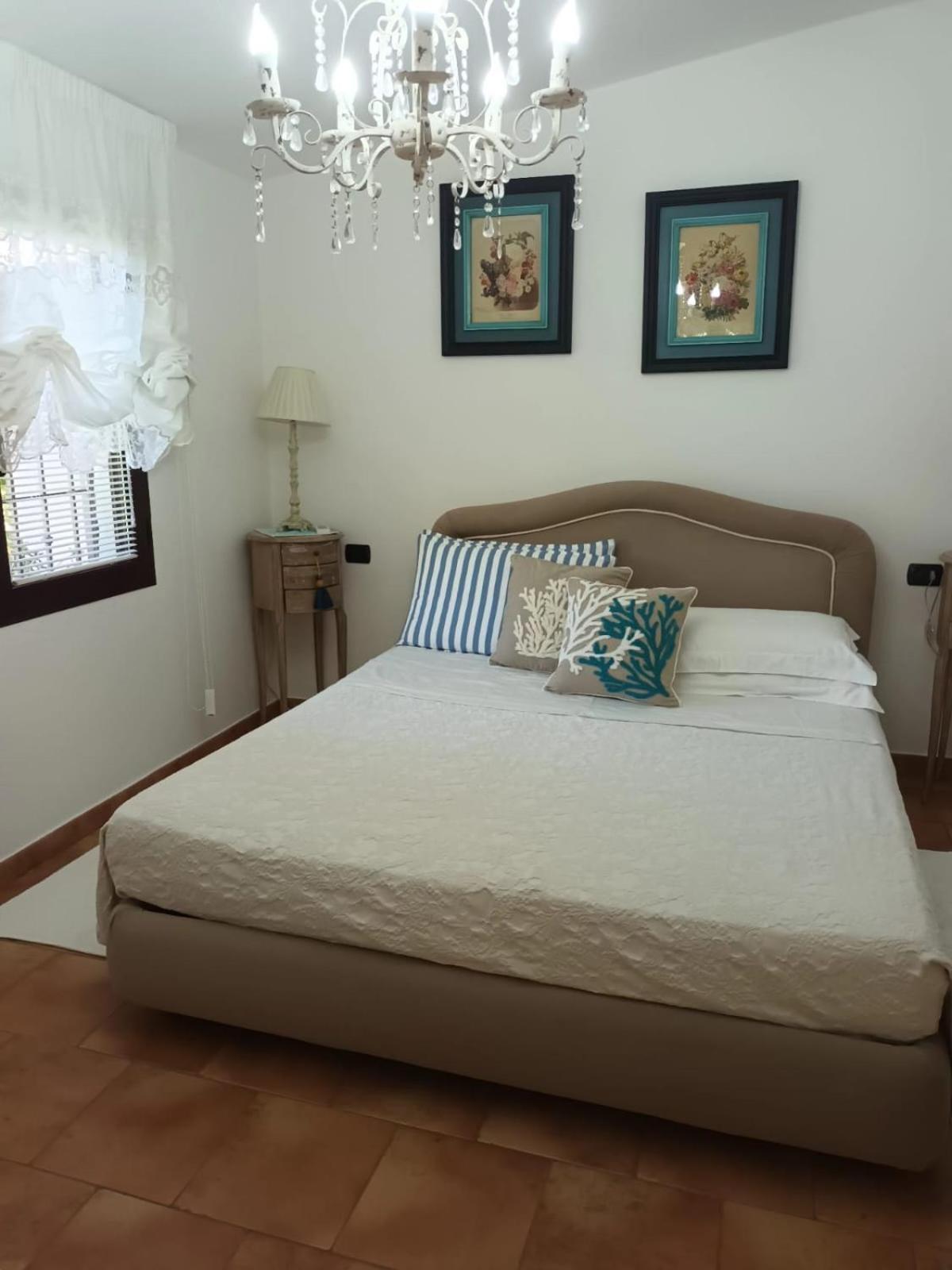 Villa Con Immenso Giardino أروسييْ المظهر الخارجي الصورة