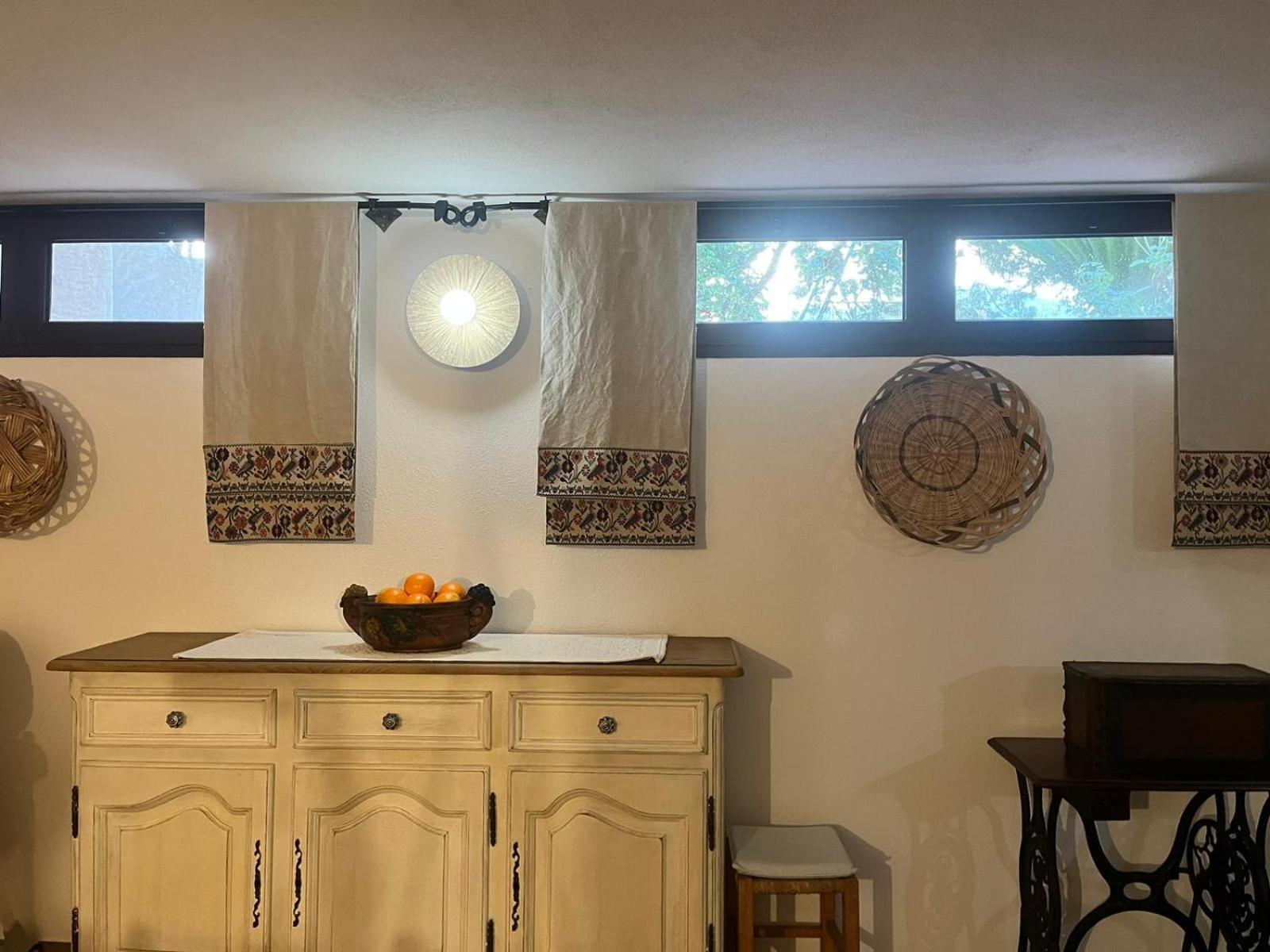 Villa Con Immenso Giardino أروسييْ المظهر الخارجي الصورة