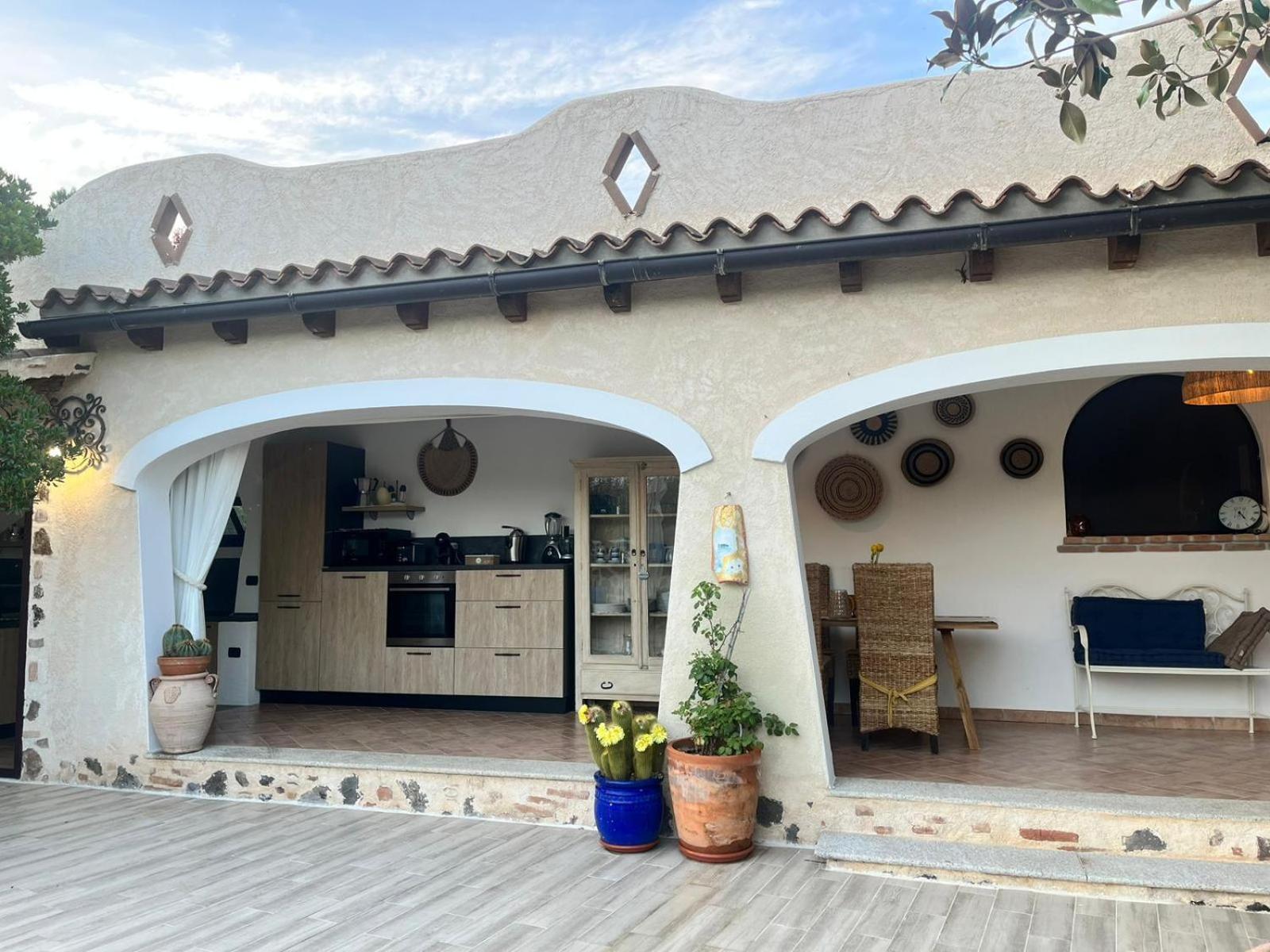 Villa Con Immenso Giardino أروسييْ المظهر الخارجي الصورة